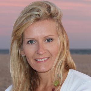 Meet your Posher, Denise